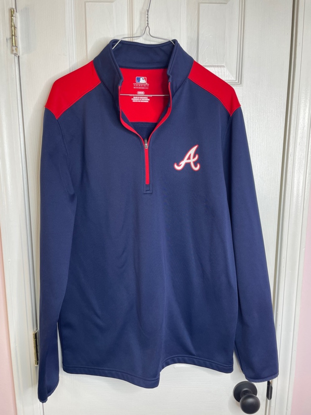 MLB Atlanta Braves Navy & Red Quarter-Zip Pullover. Nice.